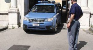 Santa Maria Capua Vetere – Ponte “aereo” per fornire droga e cellulari ai detenuti: arrestati in due